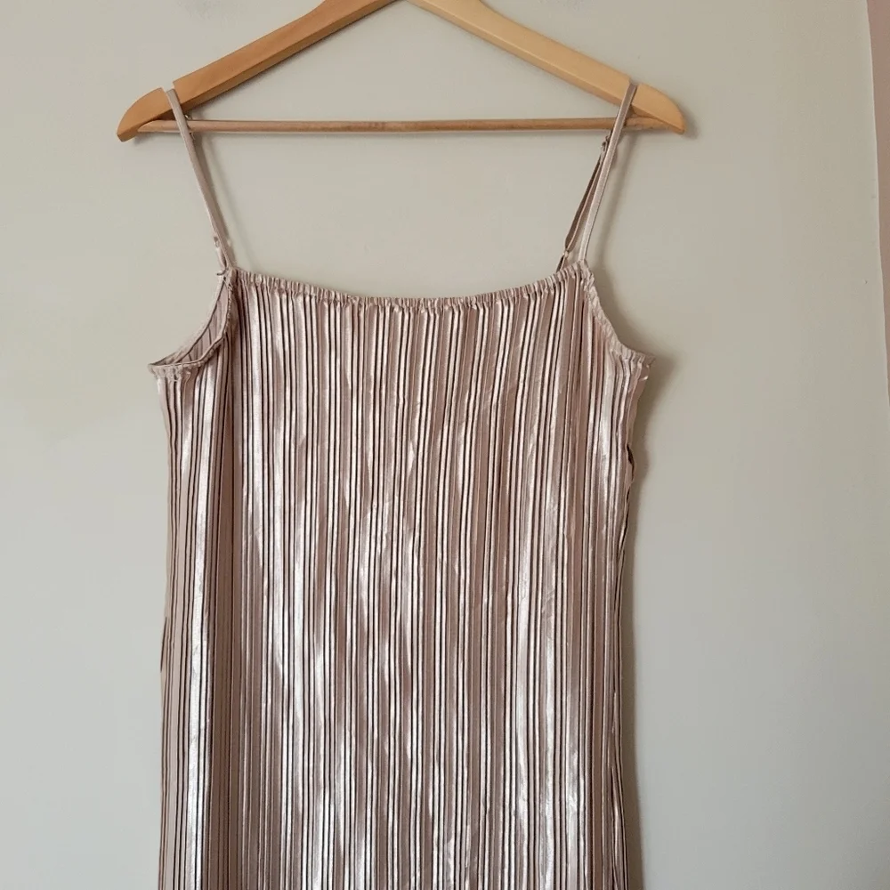 Petal & Pup Metallic Gold Striped Maxi Dress - Picture 5 of 11